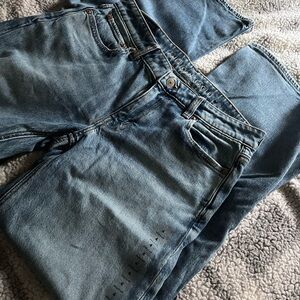 American Eagle Outfitters Women's low rise flare Jeans